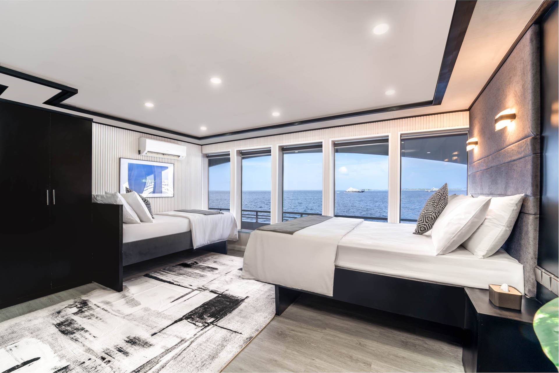 Maldives Legend X Seaview Suite