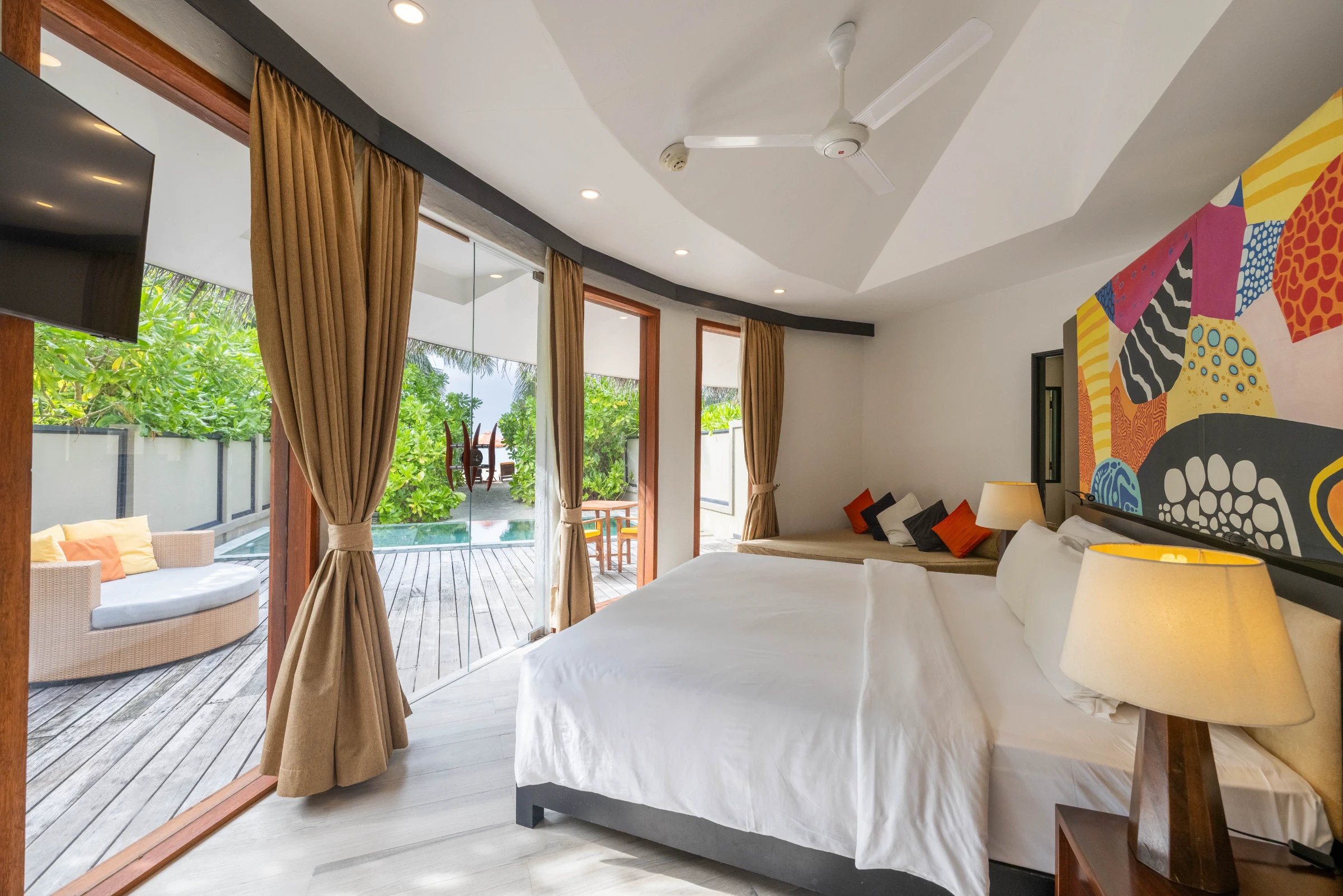 Angsana Velavaru Beachfront Family Pool Villa
